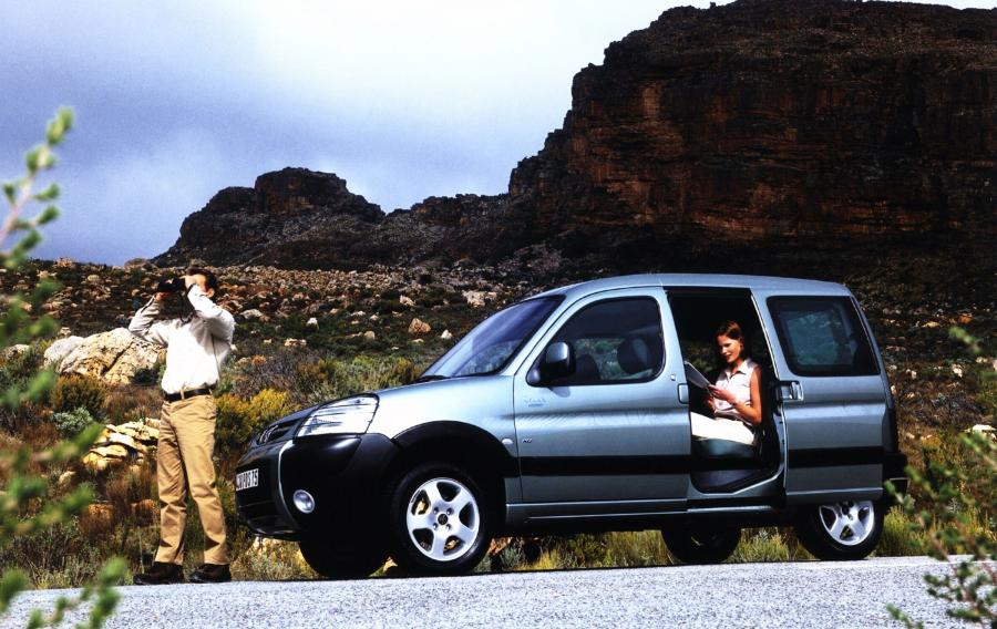  Peugeot Partner Tepee 2003 года  (фото 13 из 22)